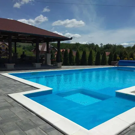 Srna Διαμέρισμα Ζλάτιμπορ